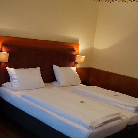 Gasthof - Hotel Zum Loewen Schwabthal Екстер'єр фото