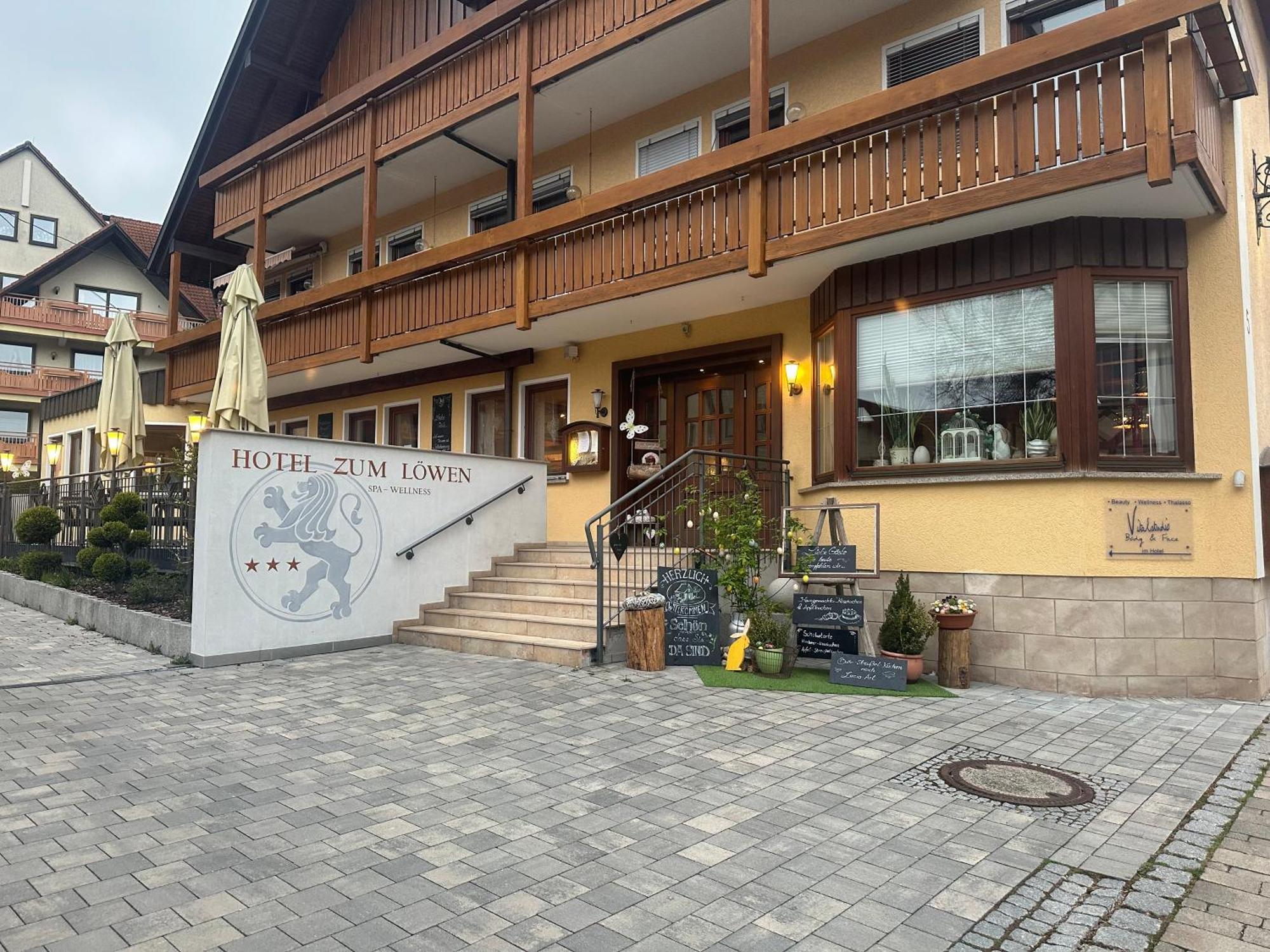 Gasthof - Hotel Zum Loewen Schwabthal Екстер'єр фото